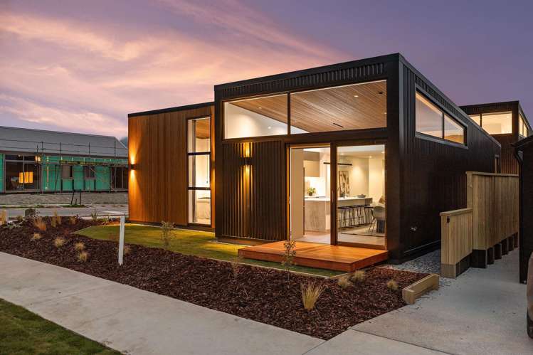 11 Rowe Drive, Hanley's Farm Jacks Point_36