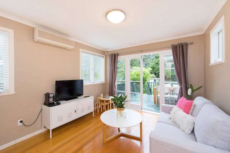 94 Woodlands Park Road Titirangi_7