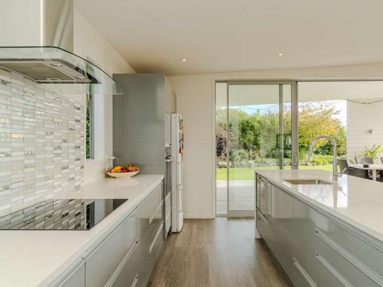 18 Greenway Drive_5