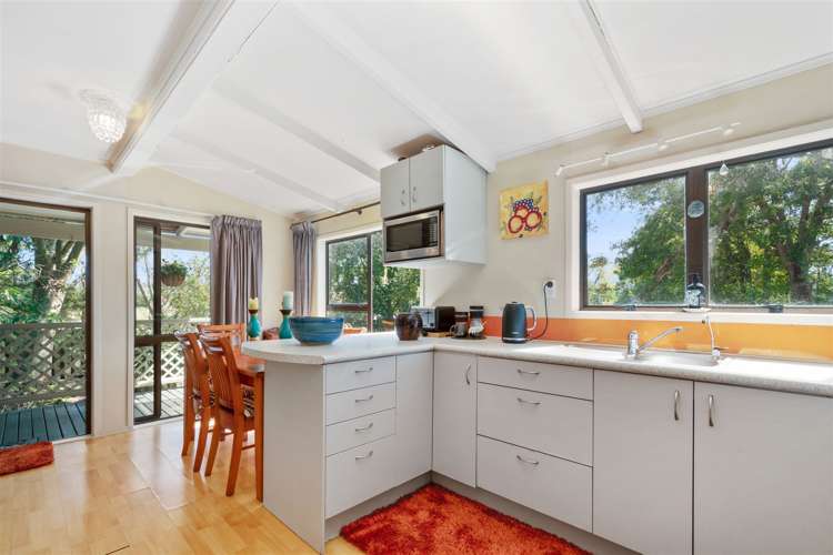 2162 State Highway 16 Helensville_3