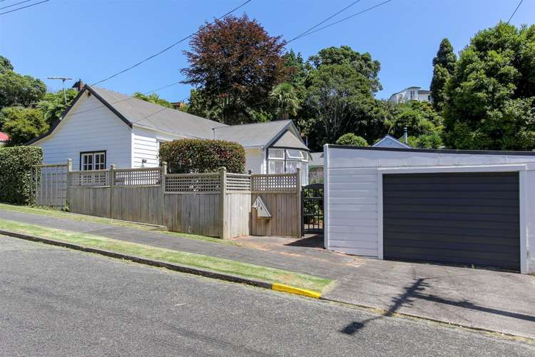 24 Bracken Street New Plymouth Central_19