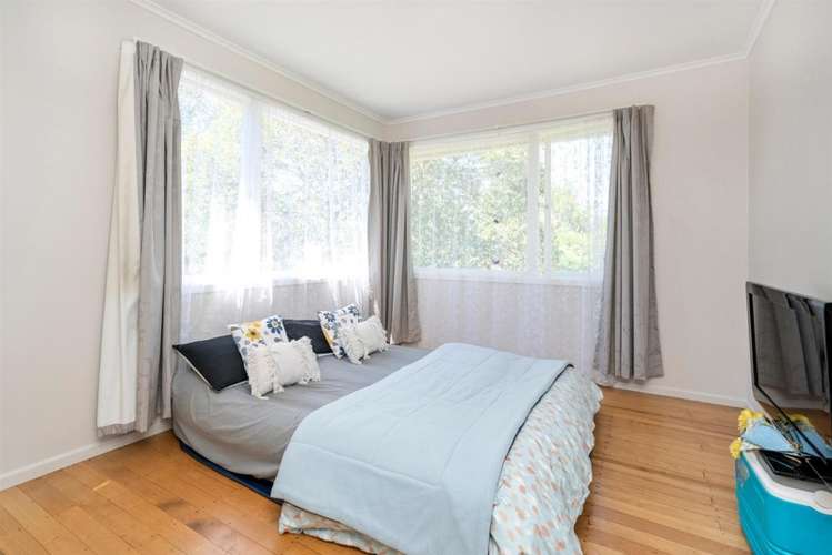 1208 New North Road Mount Albert_9