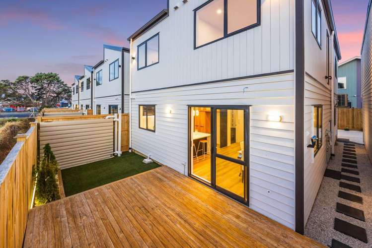 1b, 1c, 1d Great South Road Papatoetoe_17