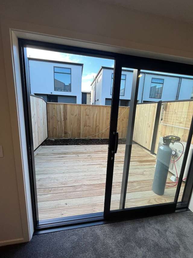 7/24 Fitzherbert Road Wainuiomata_4