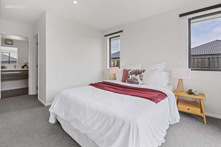 10 Curtis Street Woodend_16