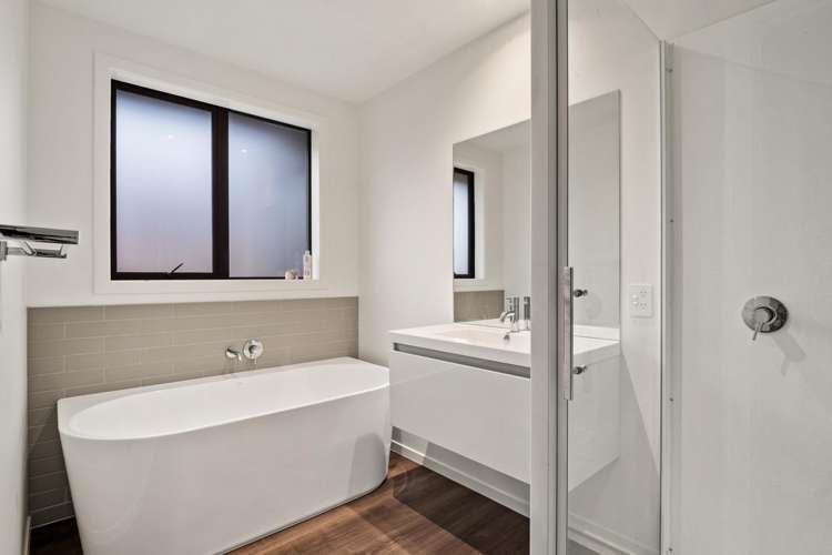 22 Plough Street Jacks Point_16