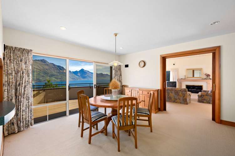 9 Vancouver Drive Queenstown_7