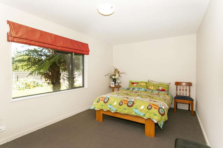 37 Mitcham Road Allenton_21