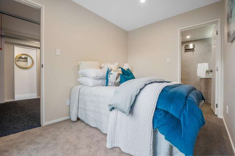 4F Meadowvale Avenue Forrest Hill_10