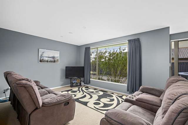 2 Aitkenhead Court Parakai_2