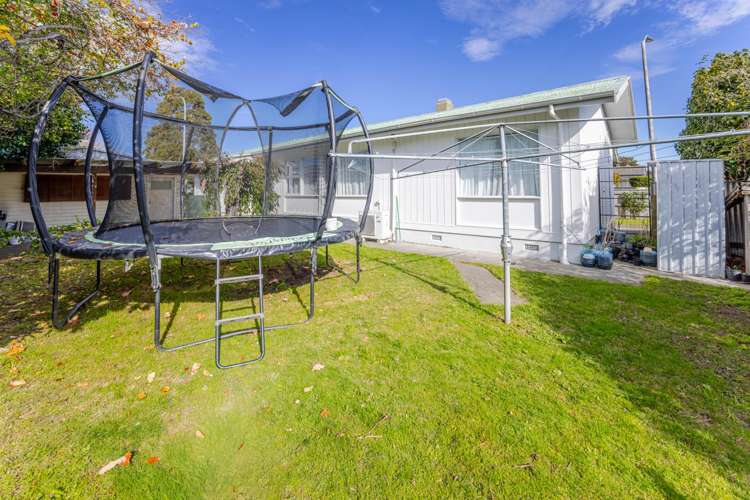 28 Wycliffe Street Onekawa_10