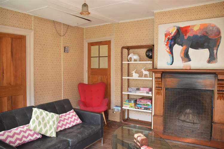 11 Bruce Terrace Akaroa_6