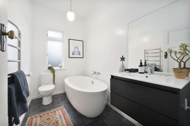 13 Elcoat Avenue Henderson_16