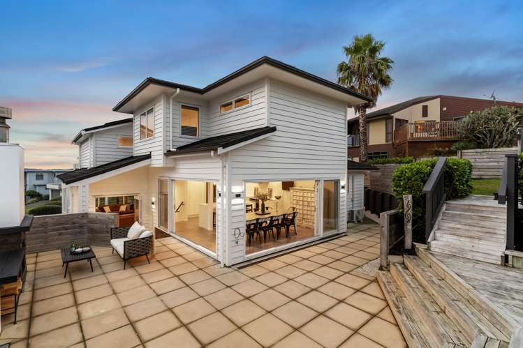 6 Crossland Place Maraetai_17