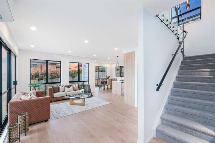 14 Matau Rise Te Atatu Peninsula_8