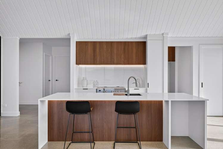 21 Annie Aranui Drive Poraiti_11