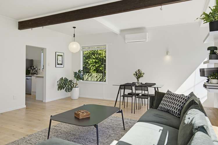 53 Tarawera Road Johnsonville_18