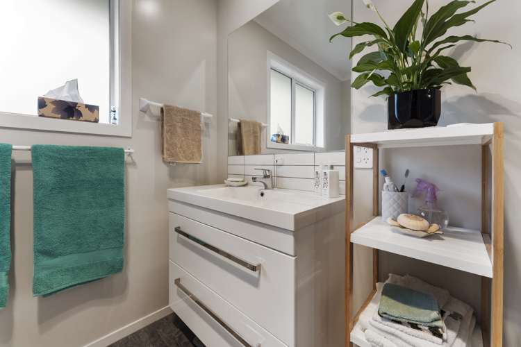 9 Millennium Way Feilding_10