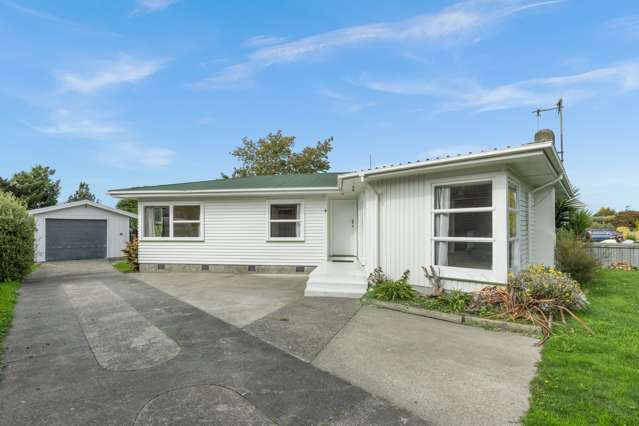 6 Scully Crescent Onekawa_1