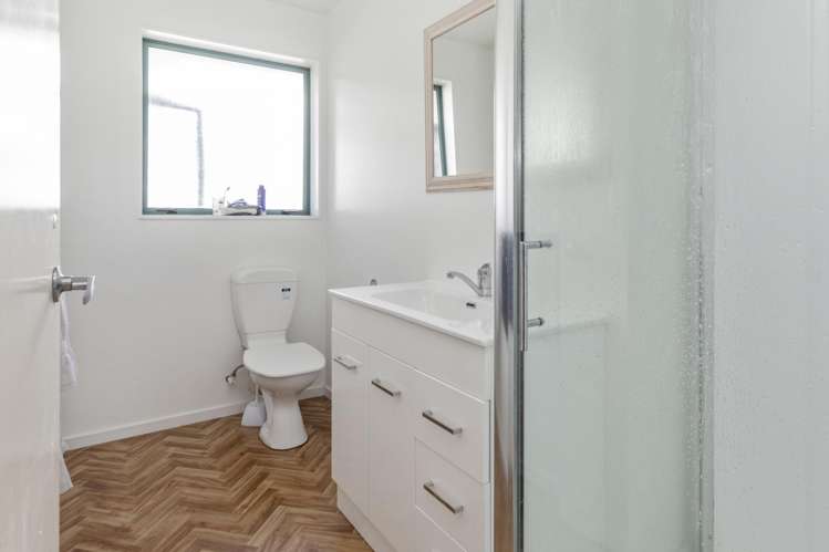 141 Lincoln Road Addington_12