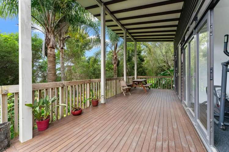 B305/525 East Coast Road Pinehill_18