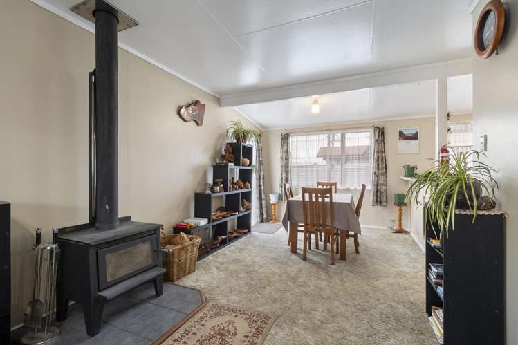 21 Railway Road Bunnythorpe_14