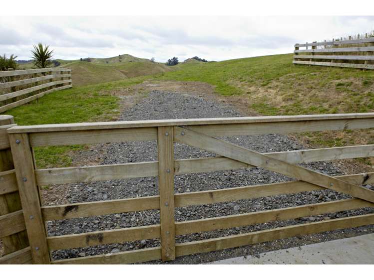 47 Haul Road Tahekeroa_25