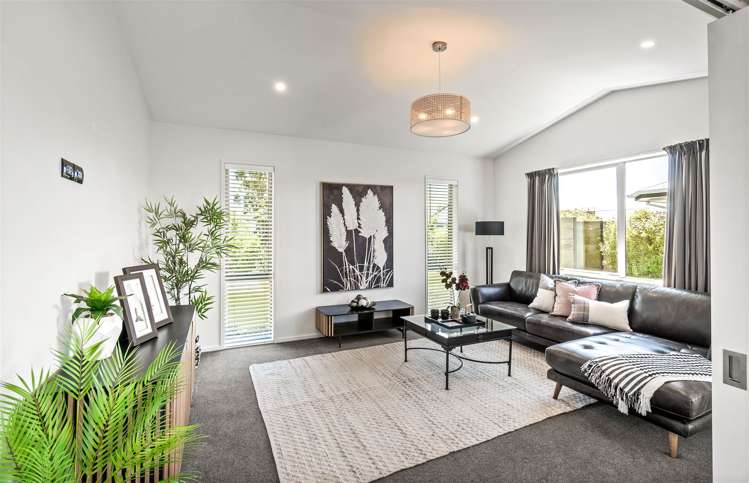 43 Sunline Avenue Lincoln_4