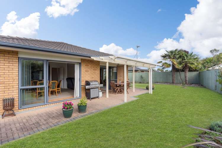 17 Lothian Brae Wattle Downs_7