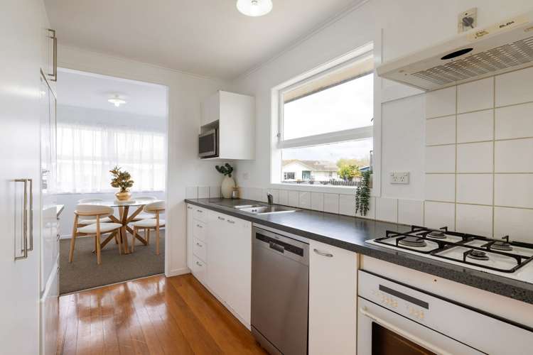 10 Pamela Place Deanwell_3