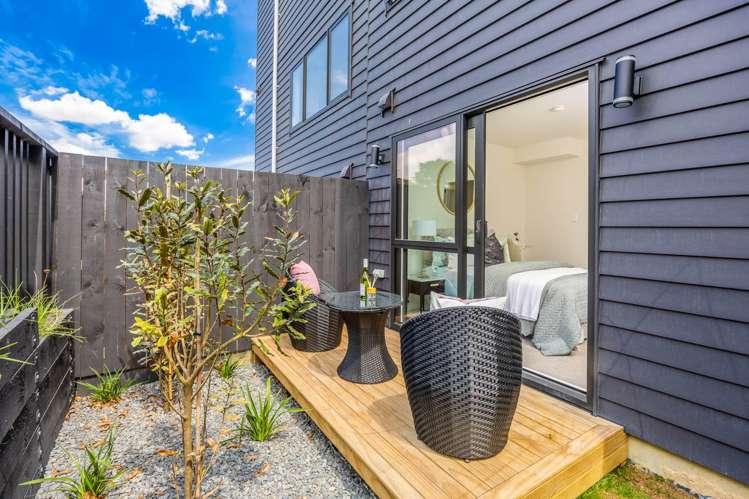 4/6 Woodhouse Place West Harbour_15