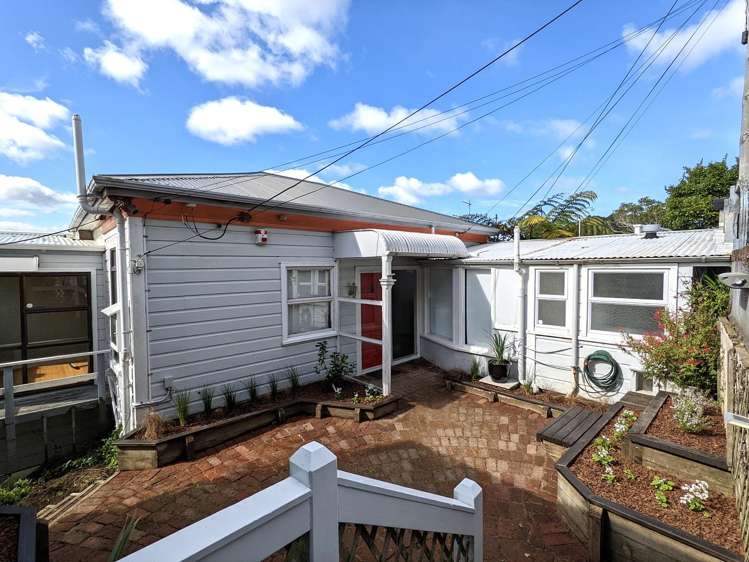 3 Asquith Terrace Brooklyn_18