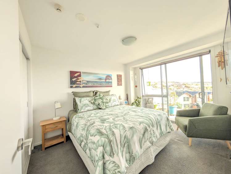 222/17 Link Crescent Stanmore Bay_1