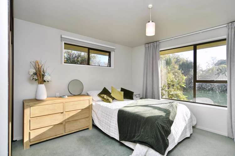 32 Millstream Drive Lincoln_12