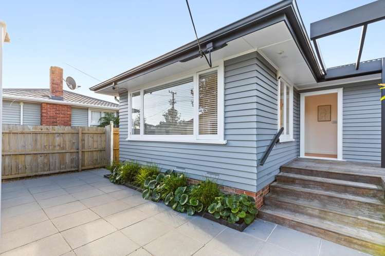 8 Waipani Road Te Atatu Peninsula_18