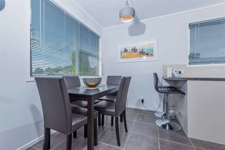 214 Glengarry Road Glen Eden_6