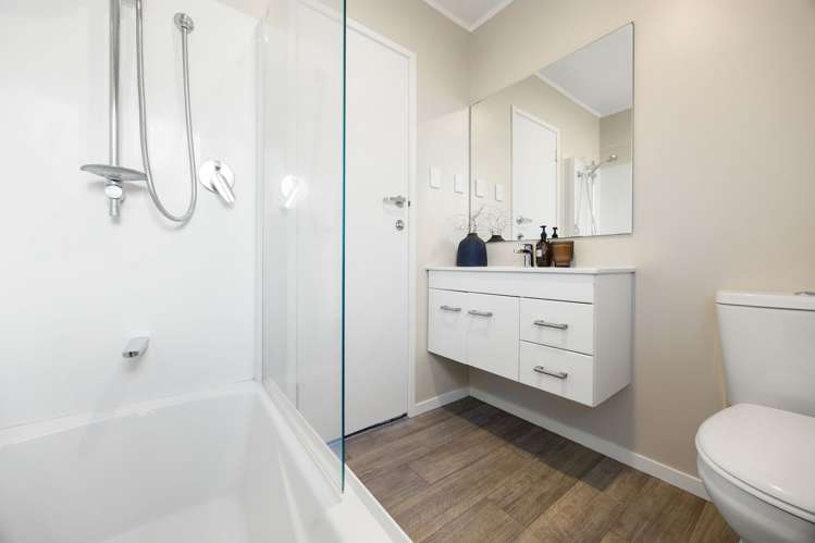 5 Ash Place Pukete_16