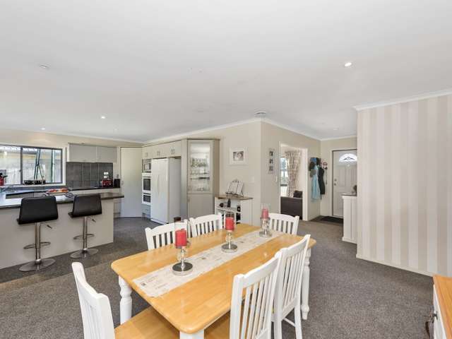 5 Blairgowrie Place Rototuna North_3