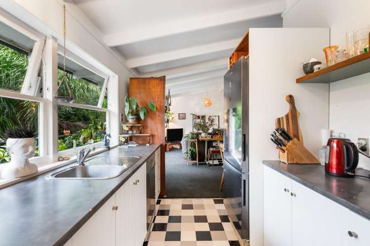 4 Sunnyview Road Greenhithe_7