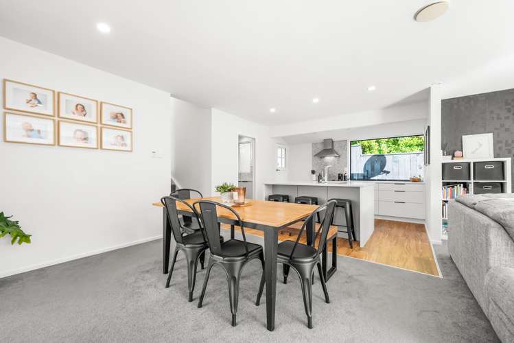 10 Redvers Drive Belmont_17