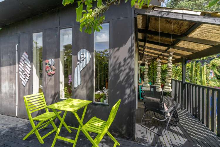 24 Cross Street Raglan_13