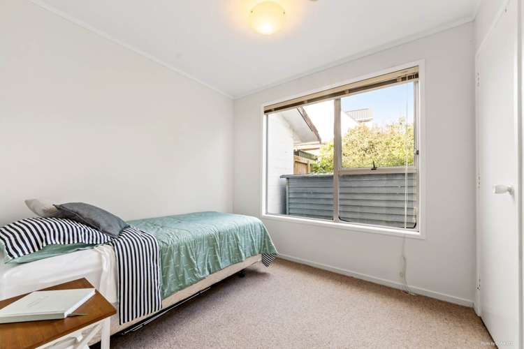 2/137 Rangatira Road Beach Haven_9