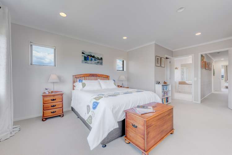74 Pine Harbour Parade Beachlands_10