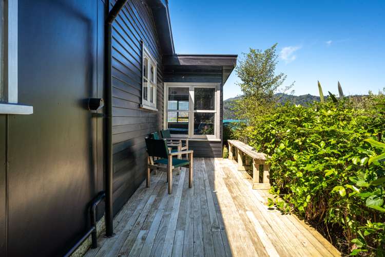 7102 Kenepuru Road Kenepuru Sound_21