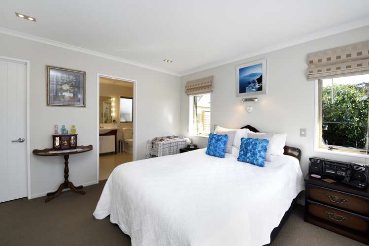 12 Wanderers Avenue Brightwater_11