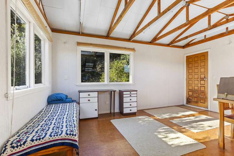 2 Hudson Street Island Bay_14