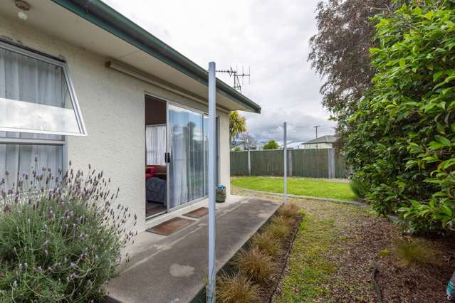 2/127 Parkers Road Tahunanui_1