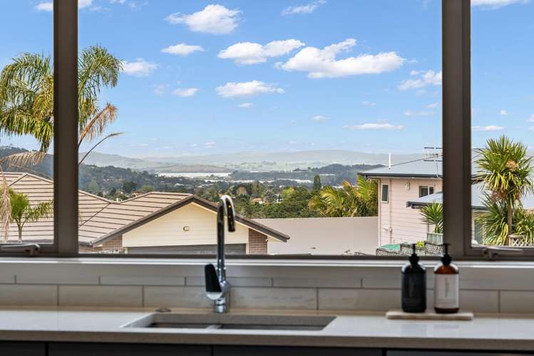 23 Pebble Beach Boulevard Kamo_3