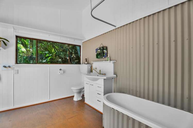 21 Hekerua Road Oneroa_16
