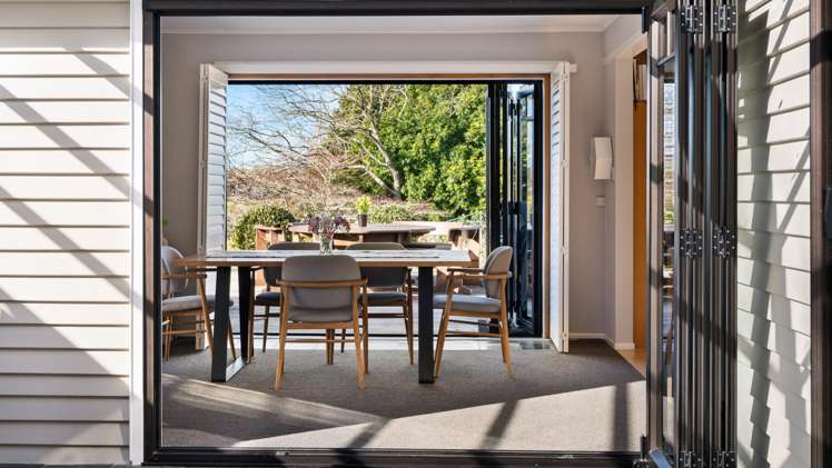 554 Kingseat Road Patumahoe_17